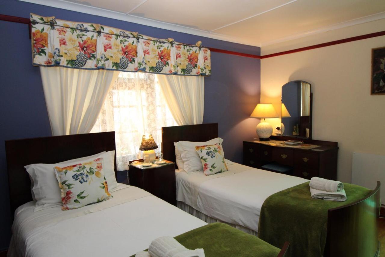 Zoete Inval Hostel เฮอร์มานุส ภายนอก รูปภาพ