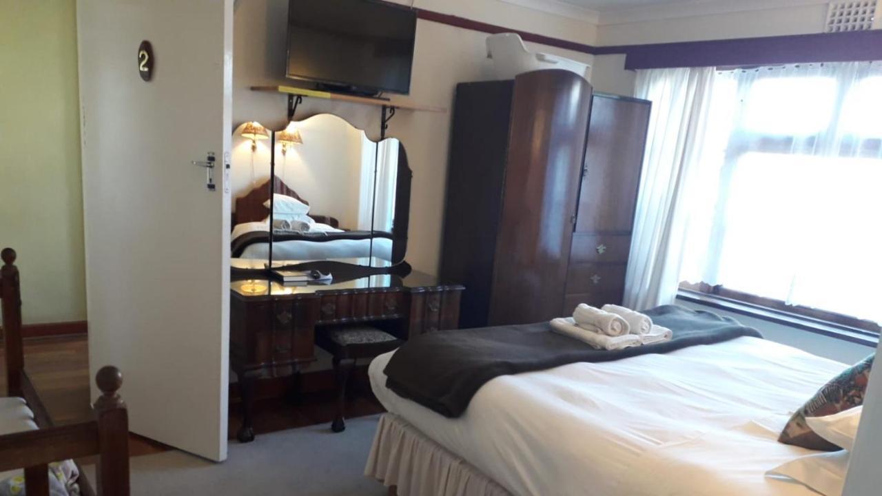 Zoete Inval Hostel เฮอร์มานุส ภายนอก รูปภาพ
