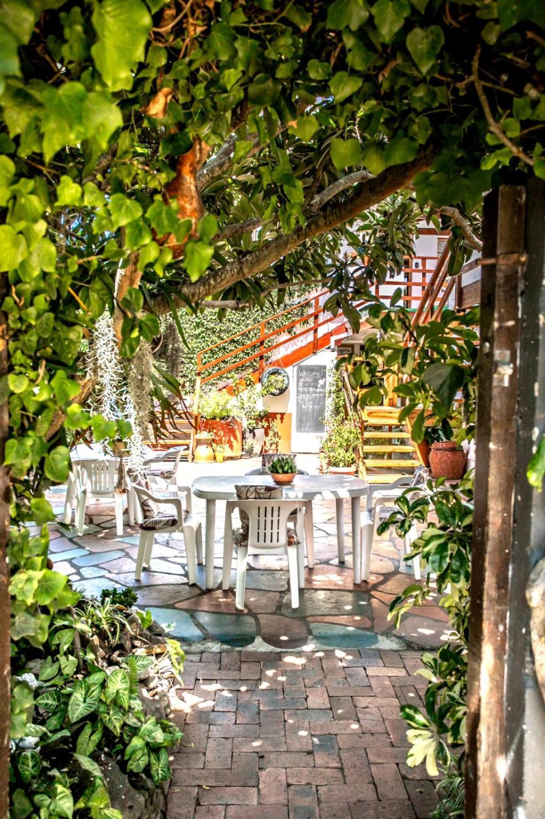 Zoete Inval Hostel เฮอร์มานุส ภายนอก รูปภาพ